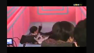 پشت صحنه پاپارازی با ایفای نقش توسط هیونگ جون از دابل اس