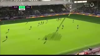 برنلی ۱-۱ هال سیتی