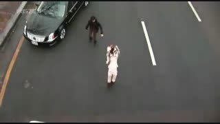 کتک خوردن مینهو از خواهرش در سریال پسران فراتر از گل