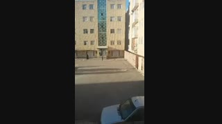 خودکشی دختر جلوی دوست پسرش..