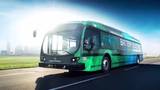 اتوبوس‌های الکتریکی جدید که ۱۰۰۰ کیلومتر را با یک‌بار شارژ طی می‌کنند / رسانه تصویری وی گذر