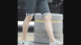 مسابقه اعضا شناسی اکسو! این پاها ماله کیه یعنی؟؟؟