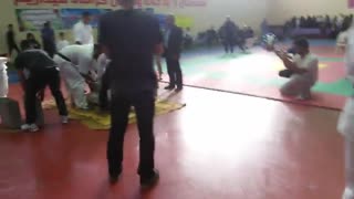 شکستن رکود جهانی اجسام سخت (بتن) زیر تخته میخی محمد رضا خداپرست فریمان 2016