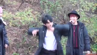 اینم یه jung kook  moment  وحشتناک فوق العاده به خدا پای این ویدیو رفتم بر فناااا +لایکا یادتون نره