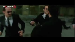 سکانس مبارزه نئو با اسمیت ها در فیلم ماتریکس: بارگذاری مجدد(The Matrix Reloaded,2003)