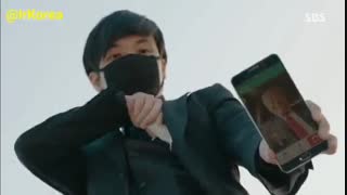 پارتی غمگین و زیبا از یونگ پال