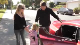 رانندگی با استون مارتین Rapid S  / رسانه تصویری وی گذر