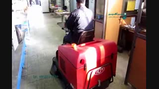 جاروی محوطه برای کارگاه های آهنگری | سوییپر سرنشین دار |نظافت صنعتی