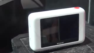 دوربین عکاسی فوری پولاروید با صفحه‌نمایش لمسی / رسانه تصویری وی گذر