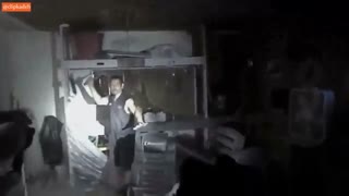 شلیک پلیس به مرد چکش به دست