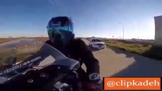 جواب دندان شکن موتور سوار به پلیس :))