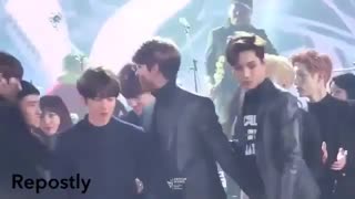 سهون میخواد بکی و بغل کنه چانی مانع میشه  من ویدیو هامو از تلگرام میذارم پ من از نماشا کپی نمیکنم