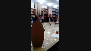 شعر خوانی در انجمن  یسنای فولاد شهر ،  اصفهان