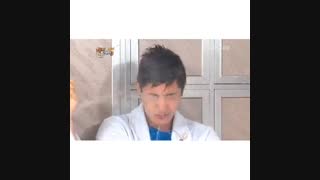 برنامه ای ک هیون و یونگی توشن  ... خخخخ ته خندس یعنی خنده