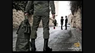 عاشقه وقتهاییم که سره النا غیرتی میشدم خخخ همه بچه ها مدرسه رو میزدم غلدر مدرسه بودم