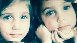 اویکو کارایل همراه خواهر دو قلویش در گذر زمان