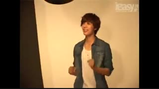 PARK JUNG MIN Behind the Scenes ieasy magazine