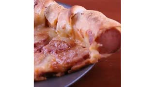 پیتزا هات‌داگ