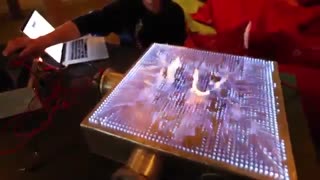 آتش و امواج / رسانه تصویری وی گذر