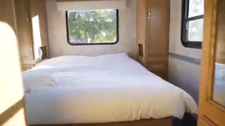 بن تن 2016 اتوبوس پدر بزرگ مکس واقعی(بدون گزارش)