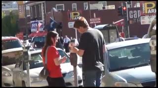 مهربانی های تصادفی ساده