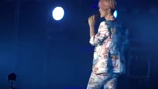 عاشق این صداشم کشته مرده نگاشم...لوهان