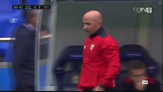 خلاصه بازی:  دپورتیو لاکرونیا  2 - 3  سویا