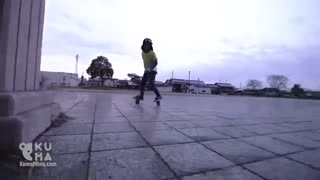 اسکیت سواری بسیار حرفه ای به این میگن!!!!