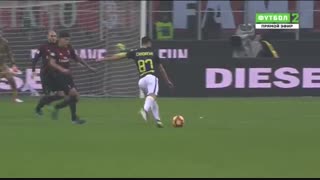 خلاصه بازی:  آ ث میلان  2 - 2  اینترمیلان