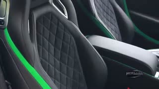 نقد وبررسی 2016 Bentley GT3R