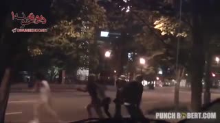 پیرمردی که می خواهد مانند مایکل جکسون برقصد و بارقصش مردم رو می ترسونه خخخخ (حتما ببینید)