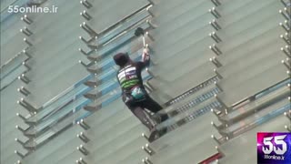 بالارفتن از برج برای عکس سلفی به سبک اسپایدرمن