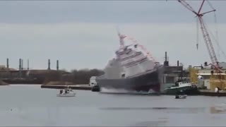 لحظه به آب انداختن کشتی ها ی بزرگ - 2