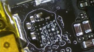 تعمیر آیفون 6 خاموش با تعویض آی سی شارژ