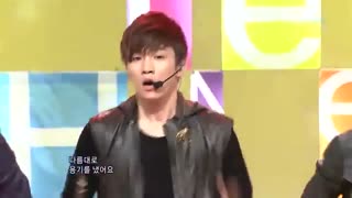 SHINee - Hello . Live