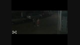 قسمت سانسورشده فیلم سلام بمبئی با بازی بنیامین و همسرش