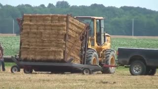 ماشین آلات مدرن کشاورزی