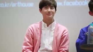 Suho cute handsome