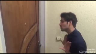 لیلا در باز کن منم اوووه دست دست