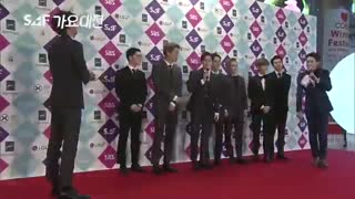 Exo gayo red carpet