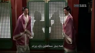 سکانسی از سریال آواز سودونگ *مراسمات شبِ عروسی  و دردسرهای جوراب ملکه*