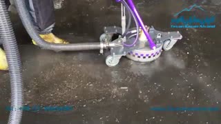 نظافت و از بین بردن آلودگی و چربی کف سالن های صنعتی