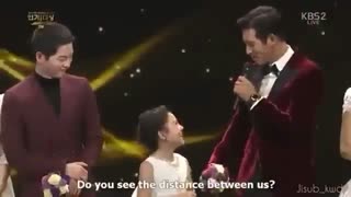 کات سونگ جونگ کى از مراسم اهداى جایزه ى kbs 2016