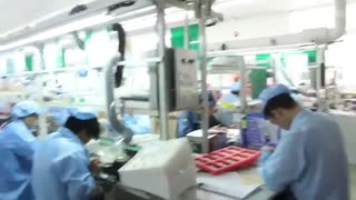 دوربین مخفی از کارخانه اسمارت فون در چین