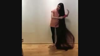 وووووووووا این همه هم مو بلند