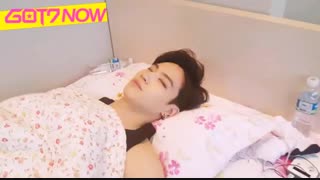 جی بی وقتی از خواب بیدار میشه♡_♡