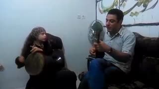 یک اجرای دو نفره از پدر و دختر ایرانی