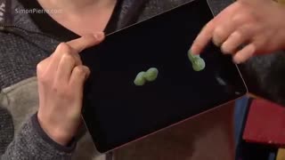 واکنش شامپانزه به شعبده بازی با آیپد