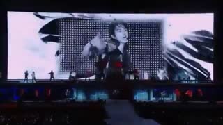 تکه ای از کنسرت آهنگ Rock this گروه آراشی