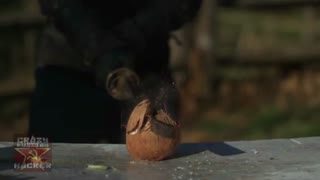 برش میوه ها با شمشیر کاتانا چندین برابر آهسته تر